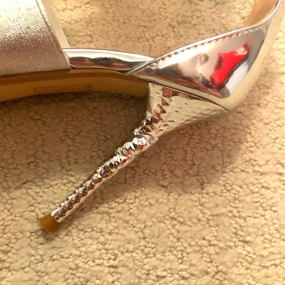 Little Empresses Silver Heeled Sandals - Picture 4 of 13